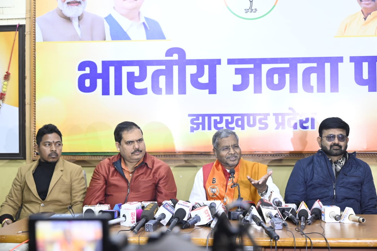 If they say no wrong is done then why do they run away from investigating agencies: Babulal Marandi