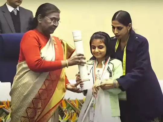 Breaking Barriers: Haryana's Garima Inspires Thousands Through "Sakshar Pathshala"