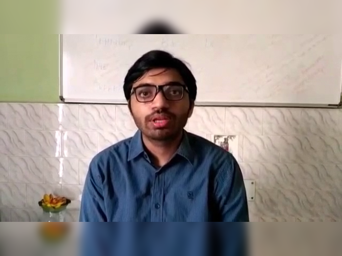 Student of Ranchi designed a “Desi smart watch“