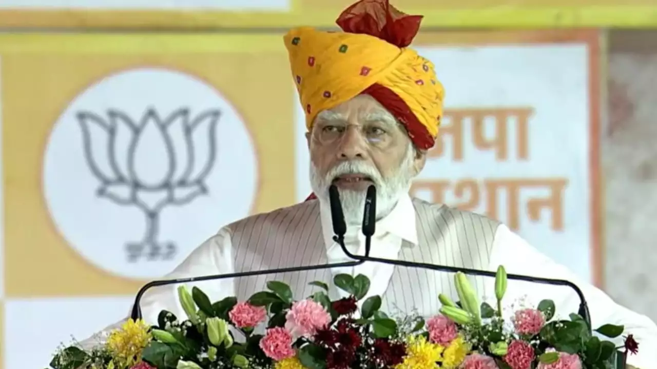 Modi at election rallies, 'Congress deserves zero seats,'