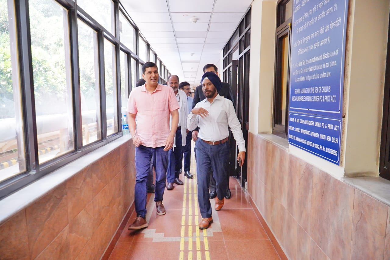 Health Minister Saurabh Bhardwaj Enhances Healthcare Services at Delhi High Court Dispensary