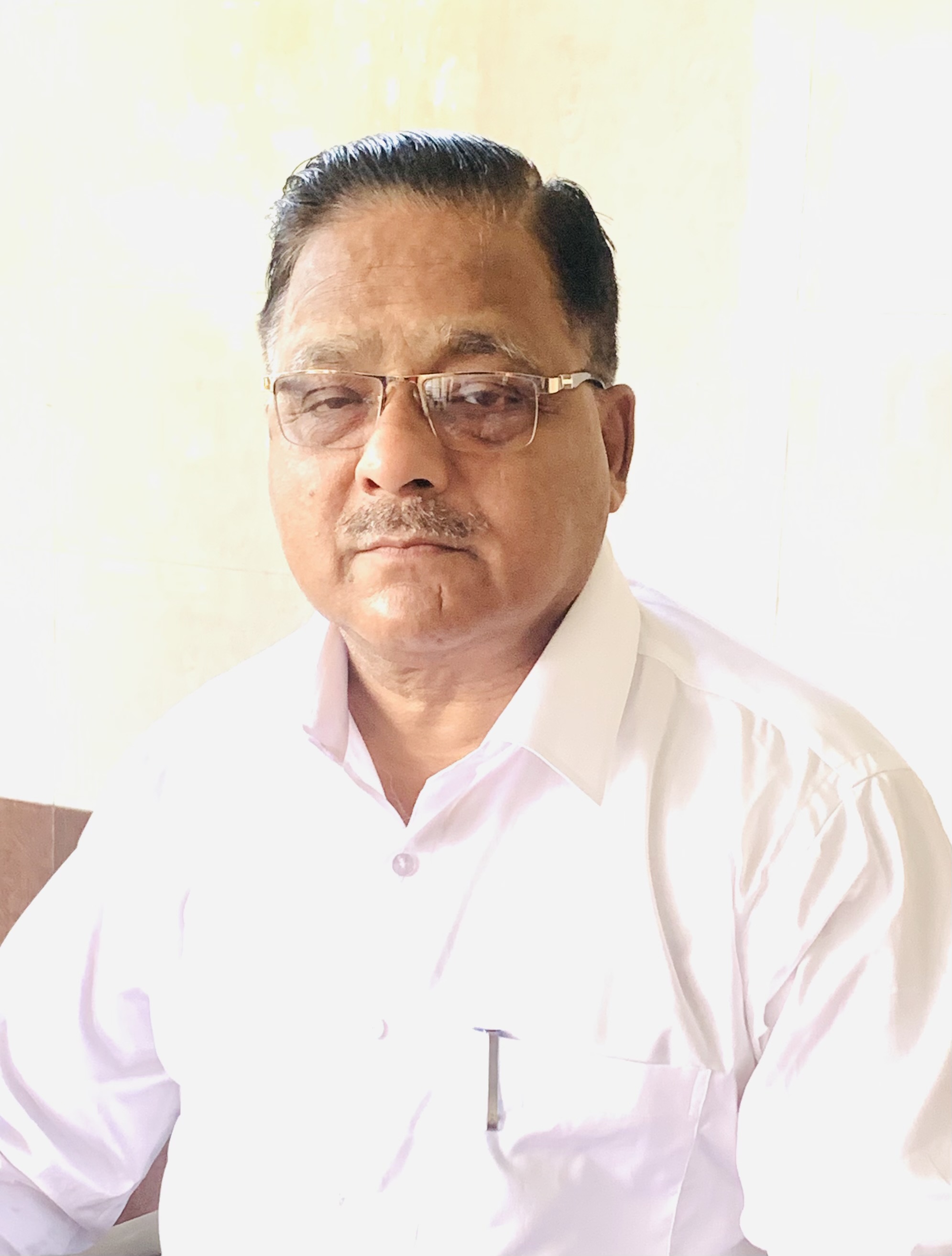 An Insightful Conversation with Dr. Radha Mohan Das Agarwal: A Beacon of Simplicity and Devotion